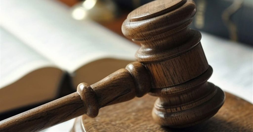 Advogado que ameaçou cliente é condenado por litigância predatória