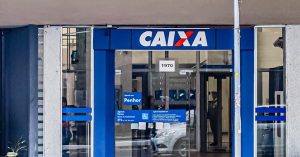 Caixa descumpre acordo e deve pagar complementação de PLR a bancários