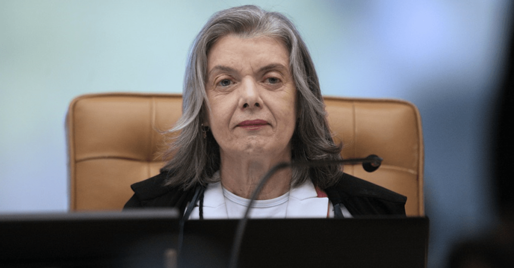 Cármen Lúcia completa 19 anos no STF com legado pela democracia