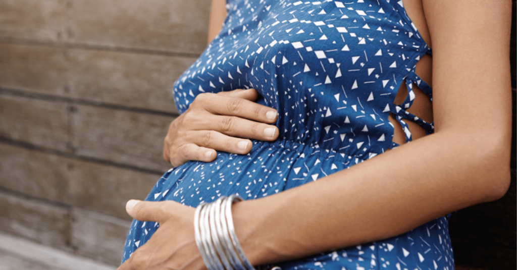 Juíza valida justa causa de auxiliar grávida por faltas injustificadas