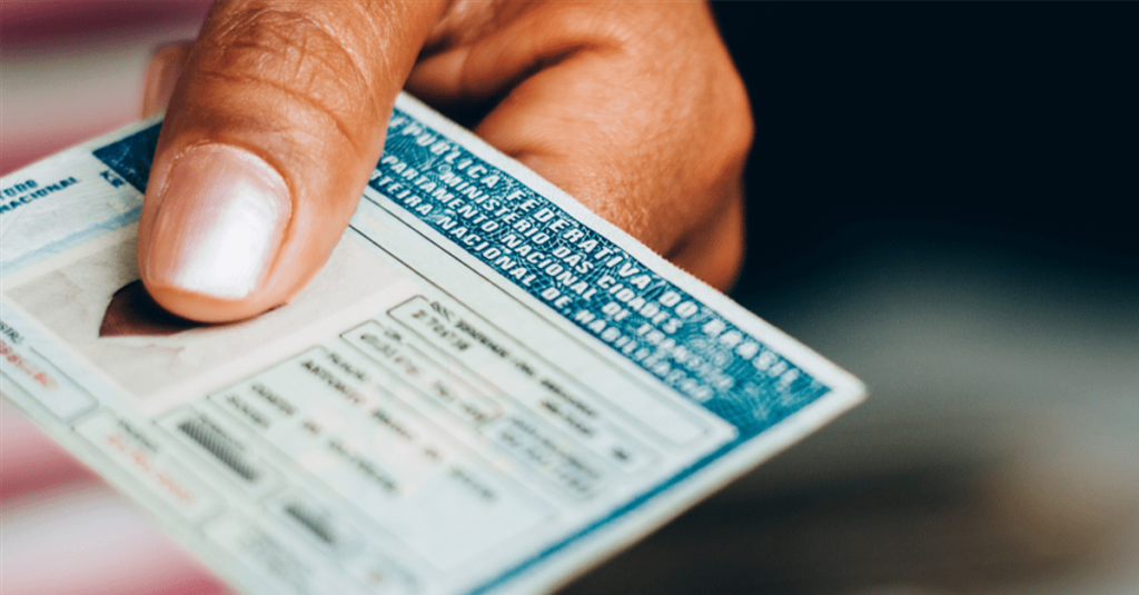 Sancionada lei que aprova uso de multa para custear CNH de baixa renda