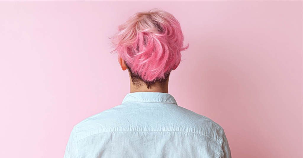 TRT-9: Vendedor constrangido por usar cabelo rosa deve ser indenizado