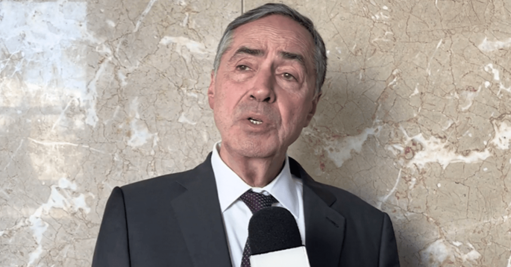 "Nada de oculto", diz Barroso de teses firmadas nos bastidores