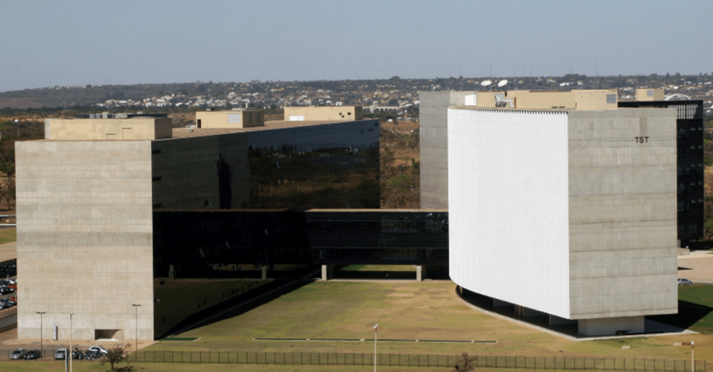 TST afeta 10 novos temas a julgamento sob rito de recursos repetitivos